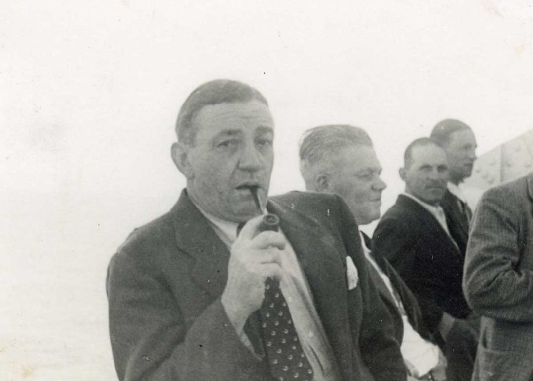 Godfrey Evans photograph of Wally Hammond, 1946-7 tour of Australia