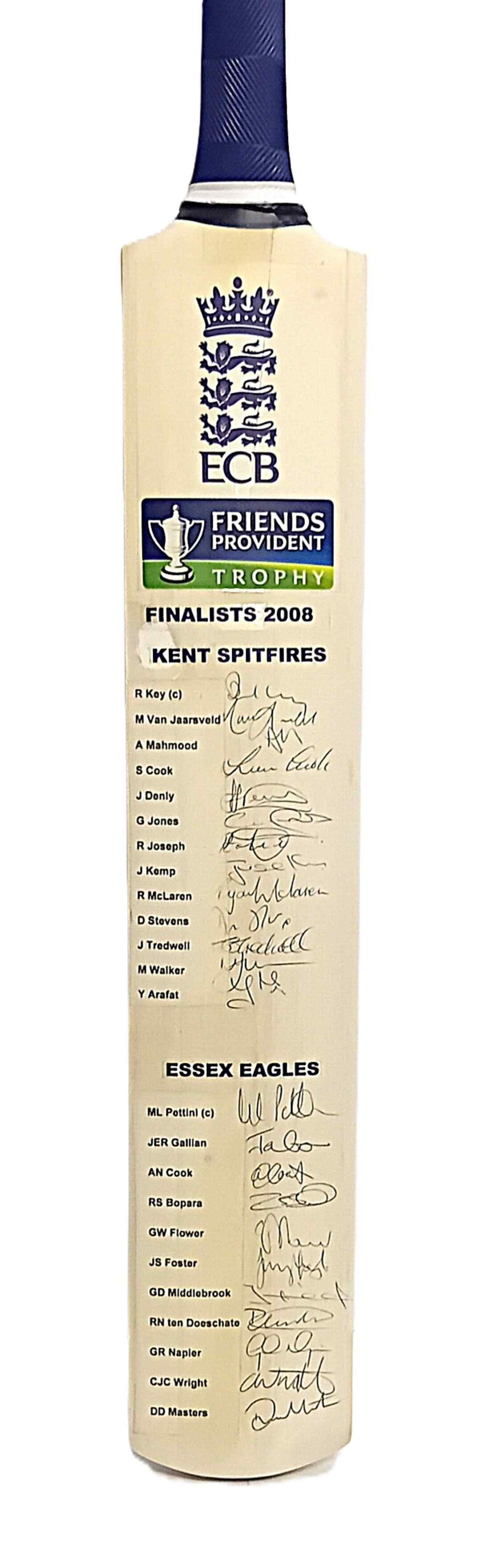 Bat signed by the Kent and Essex players, Friends Provident Trophy Final 2008