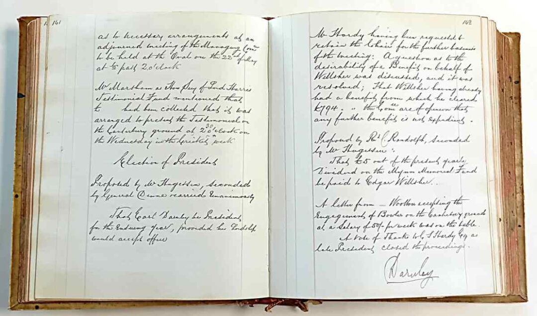 Extract from the 1876 to 1886 minute book, signed by Ivo Bligh ('Darnley')